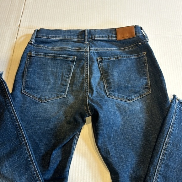 Lucky Brand Brooke Capri denim blue jeans w pockets front & back zipper front - Picture 10 of 13